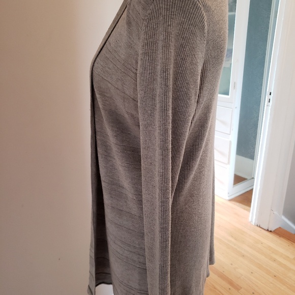 Grey cardigan - Picture 3 of 6